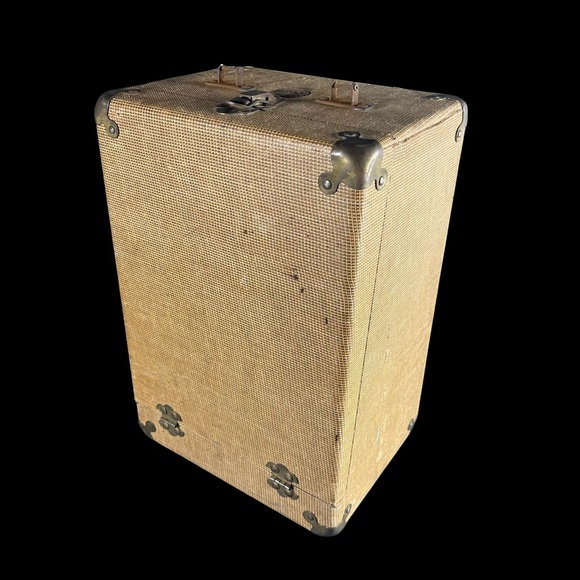 Vintage Revere Camera Co. Model 85 8MM Projector Chicago, and Reels + Extras - Picture 16 of 16